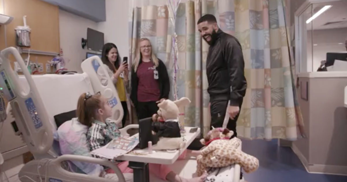 Drake Surprises 11-Year-Old Heart Transplant In Chicago