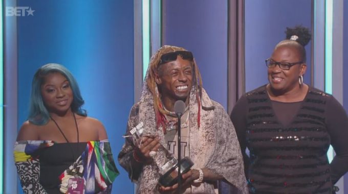 Watch Lil Wayne’s ‘I Am Hip-Hop Award’ Acceptance Speech
