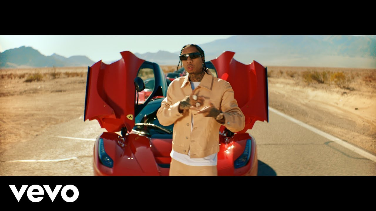 Tyga – Floss in the Bank