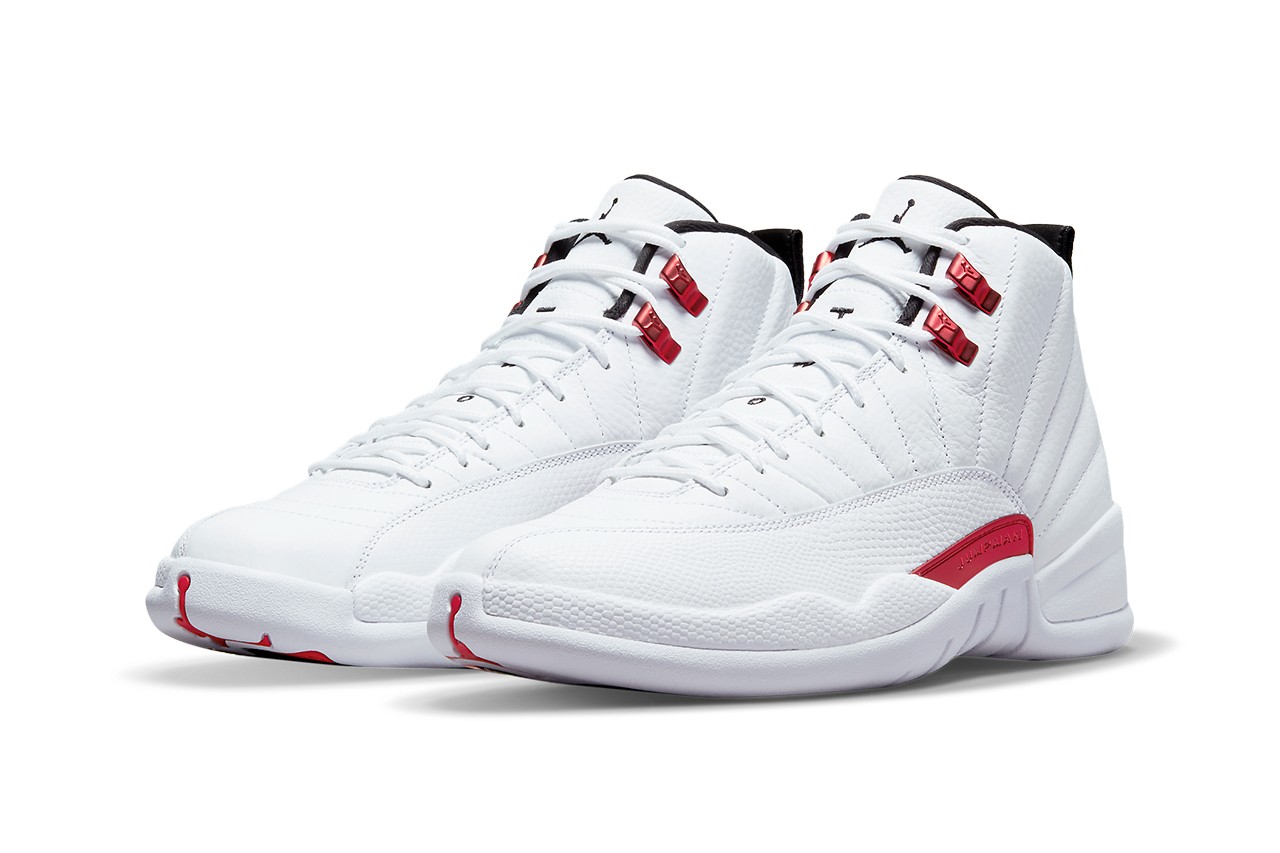 Air Jordan 12