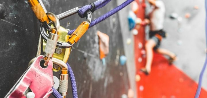 Must-Know Safety Practices for Rock Climbing