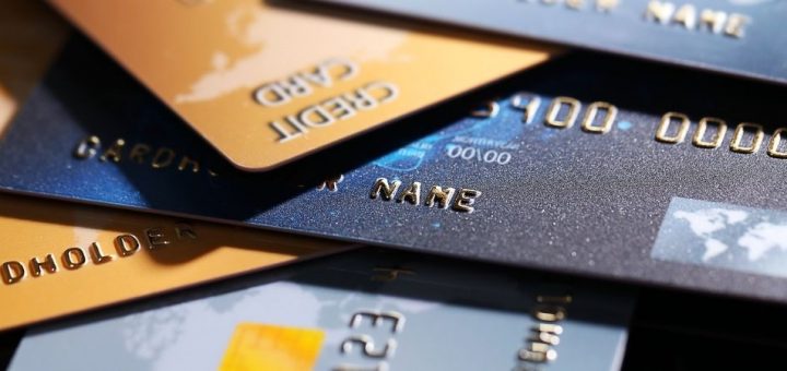 Building Credit: 6 Reasons Why a Credit Card Is a Must-Have