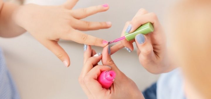 Fun Bonding Activities To Do With Your Roommate