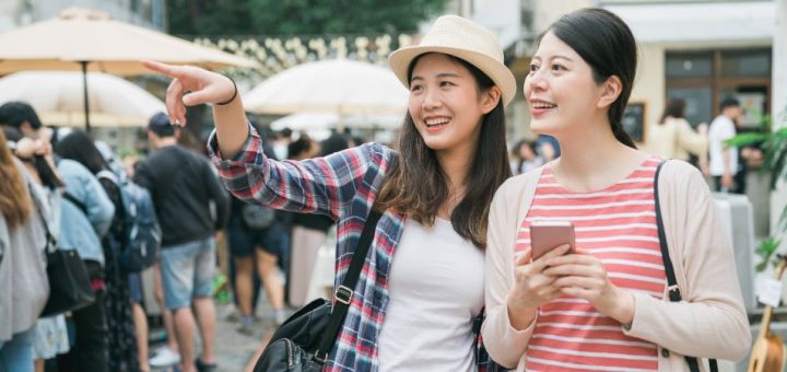 Tips for Traveling Alone and Staying Safe