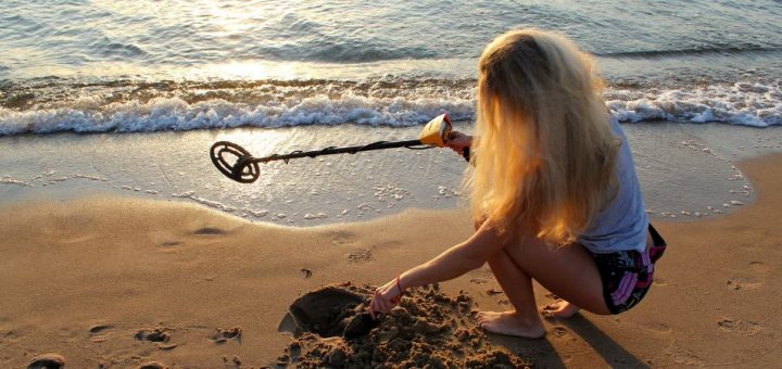 5 of the Best Places To Use a Metal Detector