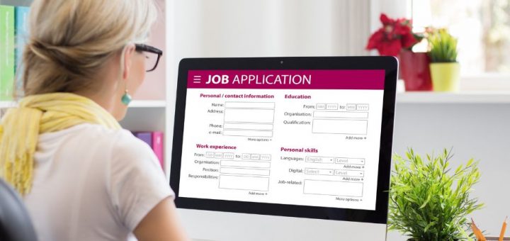 5 Helpful Tips for Filing out a Job Application
