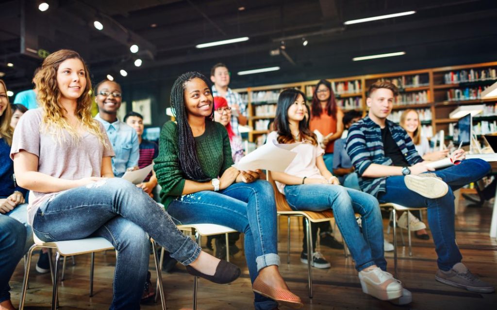 3 Great Locations for Your Book Launch Event