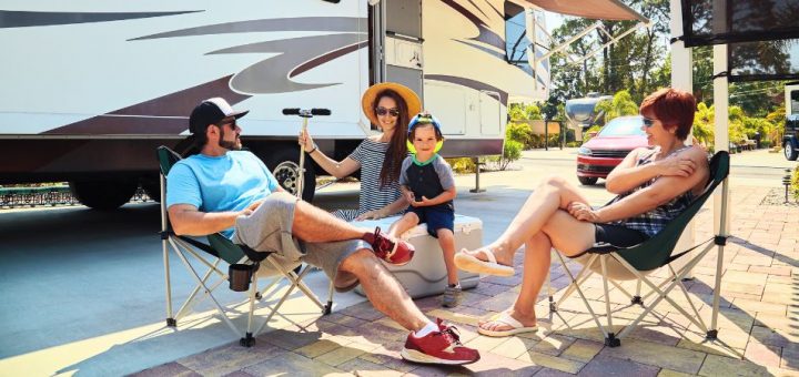 Tips for an Unforgettable Weekend Getaway With Family